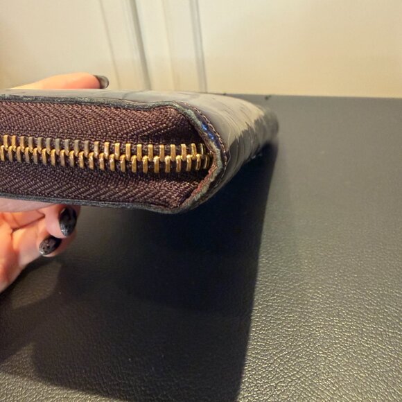 Louis Vuitton Amarante Monogram Vernis Zippy Wallet - Picture 7 of 16